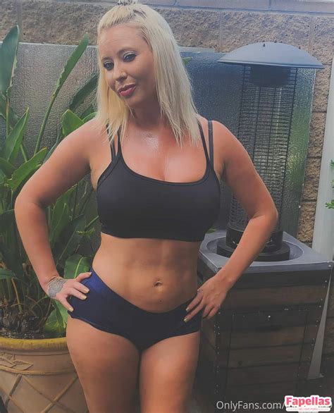 Alix Earle's Nude Scandal: The Truth Revealed