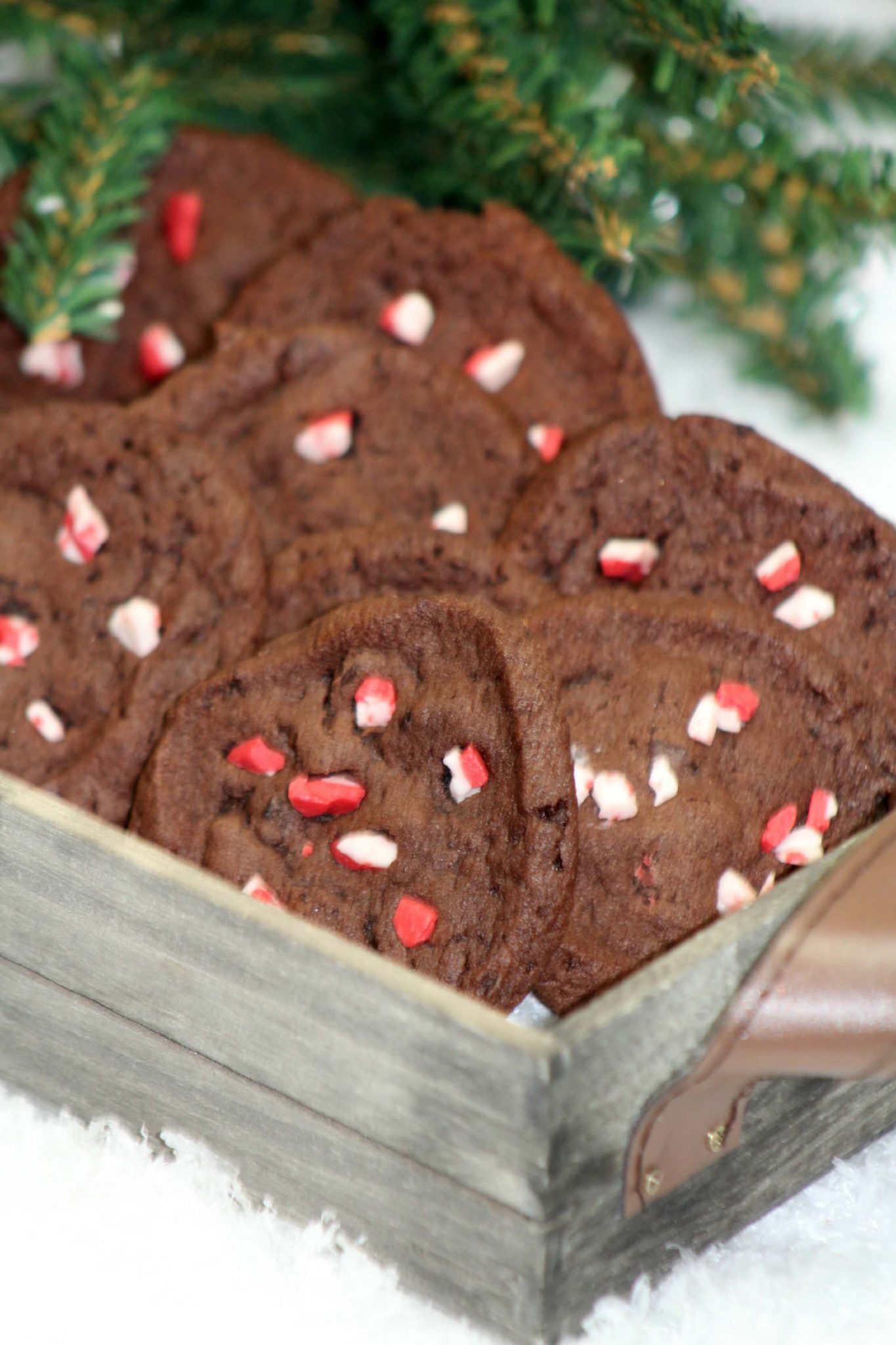 Chocolate Chip Peppermint Crunch Cookies Recipe