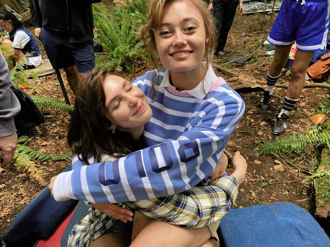 Ella Purnell Amp 39 S Brothers Meet The Family